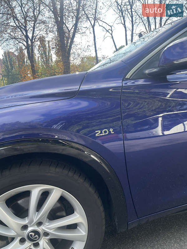 Внедорожник / Кроссовер Infiniti QX30 2017 в Киеве