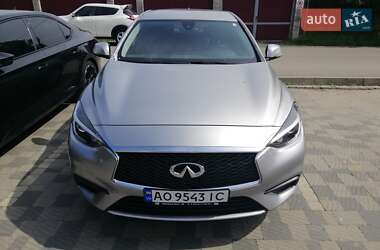 Позашляховик / Кросовер Infiniti QX30 2017 в Мукачевому