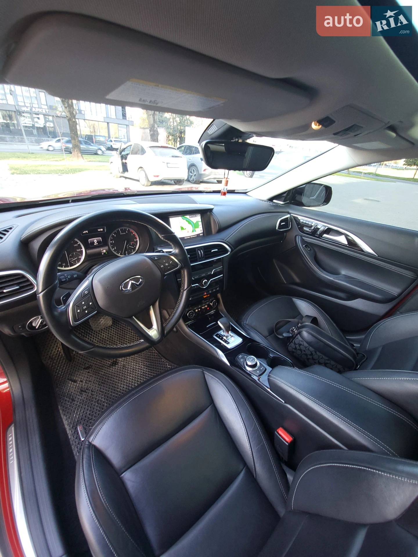 2017 Infiniti QX30 - мініатюра 7