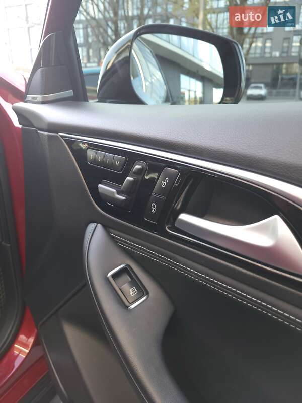 Внедорожник / Кроссовер Infiniti QX30 2017 в Ужгороде