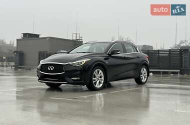 Infiniti QX30 2017