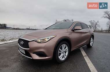 Позашляховик / Кросовер Infiniti QX30 2017 в Ромнах