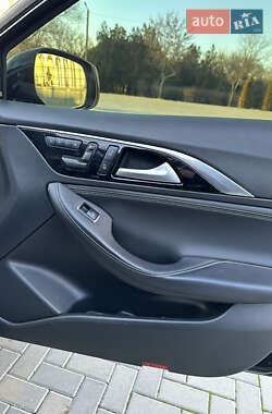 Внедорожник / Кроссовер Infiniti QX30 2017 в 