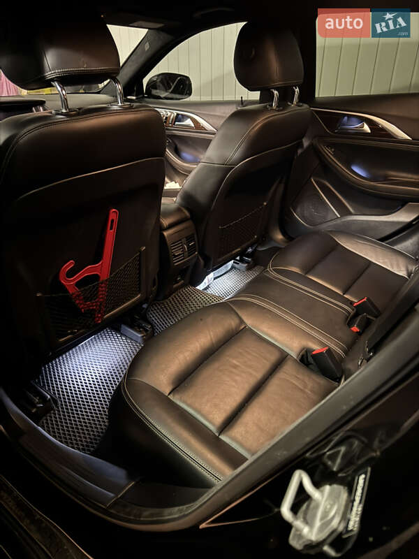 Внедорожник / Кроссовер Infiniti QX30 2016 в Днепре