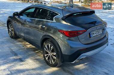Внедорожник / Кроссовер Infiniti QX30 2016 в 