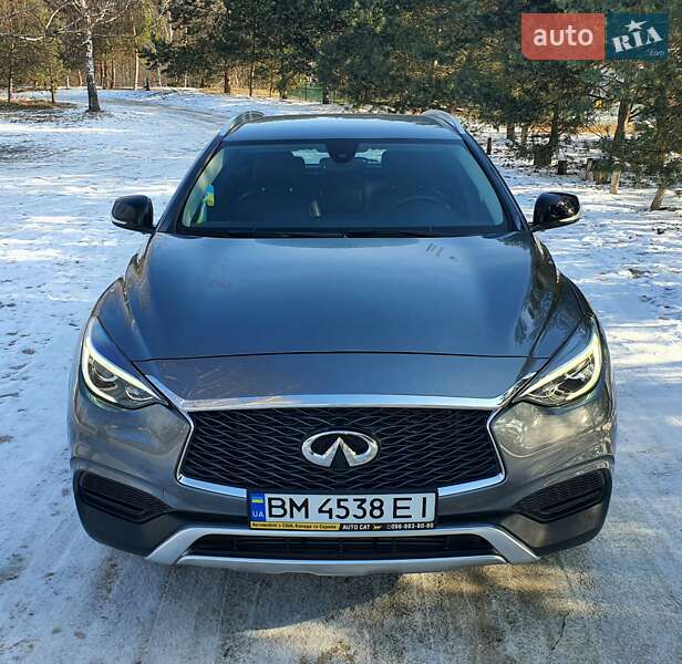 Позашляховик / Кросовер Infiniti QX30 2016 в Черкасах