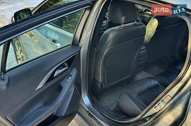Внедорожник / Кроссовер Infiniti QX30 2016 в 