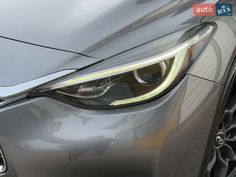 Позашляховик / Кросовер Infiniti QX30 2016 в Білій Церкві