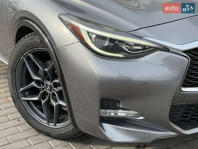 Позашляховик / Кросовер Infiniti QX30 2016 в Білій Церкві