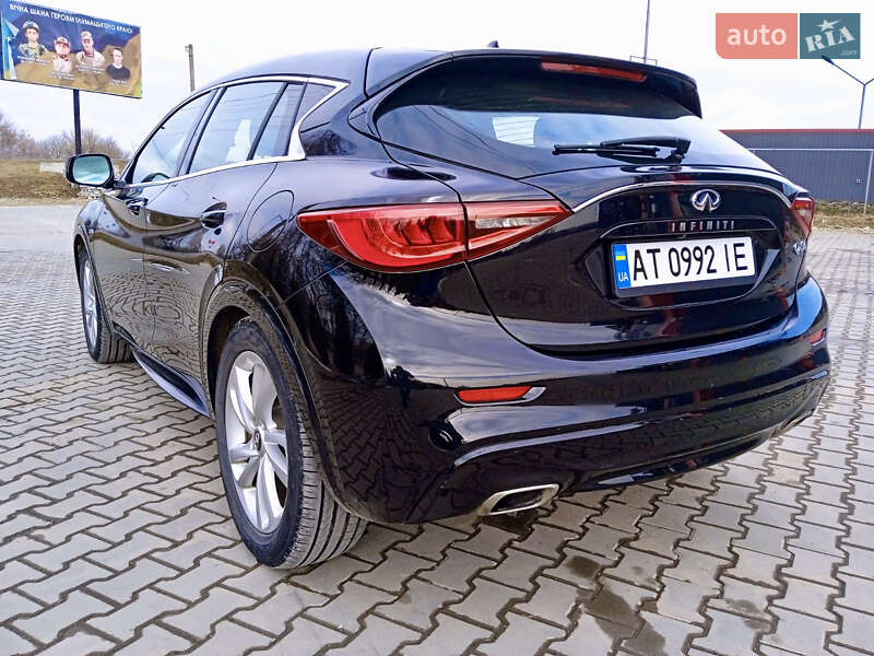 Внедорожник / Кроссовер Infiniti QX30 2017 в Ивано-Франковске