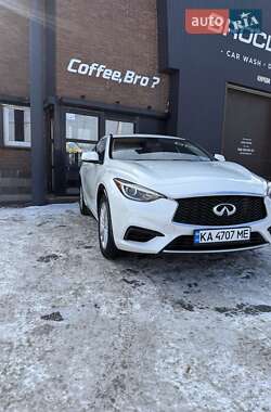 Позашляховик / Кросовер Infiniti QX30 2017 в Києві