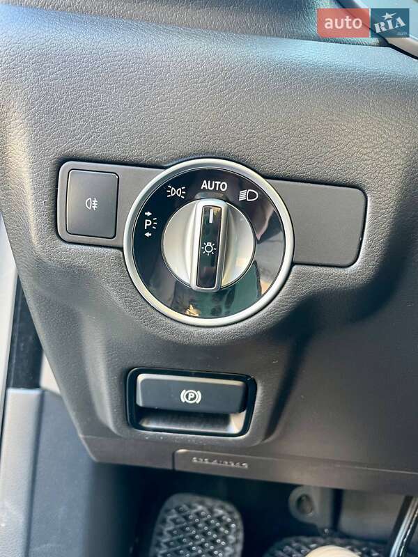 Позашляховик / Кросовер Infiniti QX30 2017 в Дніпрі