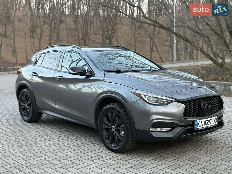 Infiniti QX30 2016