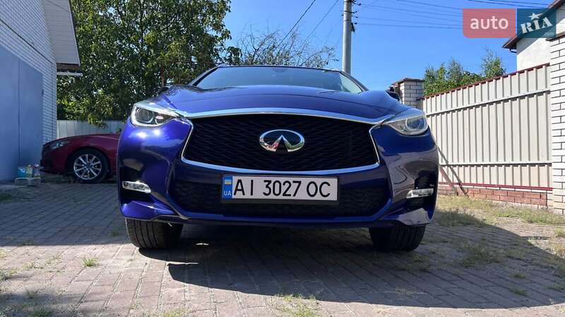 Внедорожник / Кроссовер Infiniti QX30 2016 в Киеве