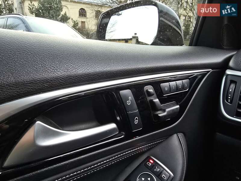 Позашляховик / Кросовер Infiniti QX30 2017 в Львові