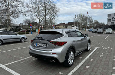 Внедорожник / Кроссовер Infiniti QX30 2017 в 