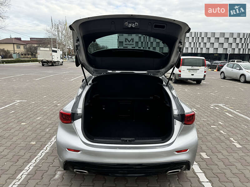 Внедорожник / Кроссовер Infiniti QX30 2017 в Одессе