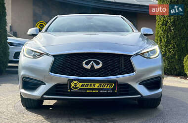 Позашляховик / Кросовер Infiniti QX30 2016 в 