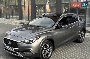 Внедорожник / Кроссовер Infiniti QX30 2016 в 
