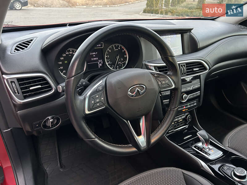 Позашляховик / Кросовер Infiniti QX30 2018 в Черкасах