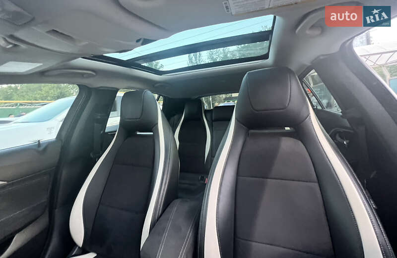 Внедорожник / Кроссовер Infiniti QX30 2016 в Одессе