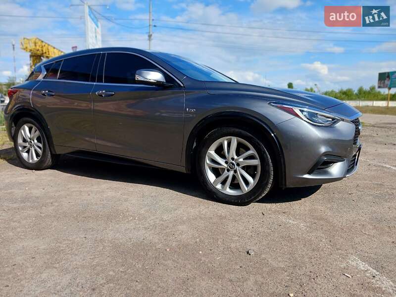 Позашляховик / Кросовер Infiniti QX30 2017 в Києві