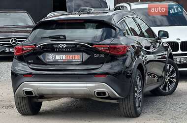 Внедорожник / Кроссовер Infiniti QX30 2016 в 