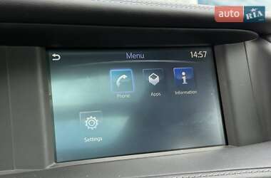 Внедорожник / Кроссовер Infiniti QX30 2016 в 