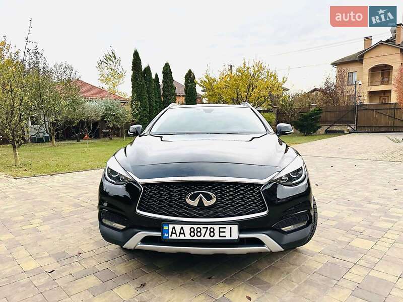 Infiniti QX30 2016