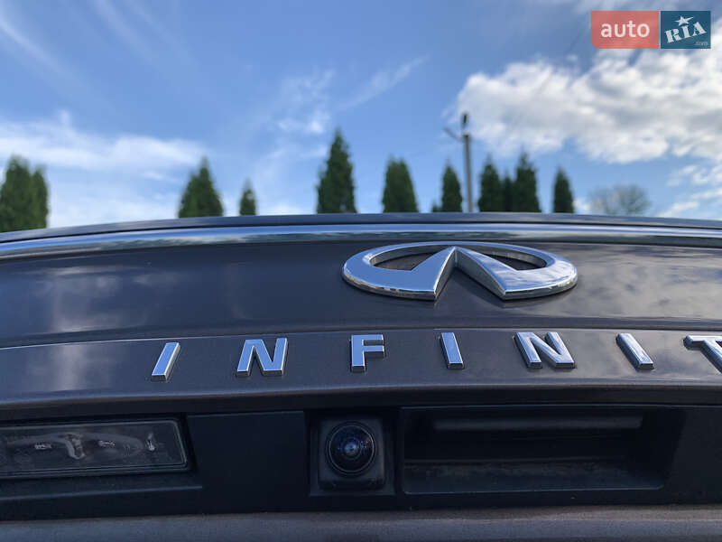Внедорожник / Кроссовер Infiniti QX30 2018 в Ирпене