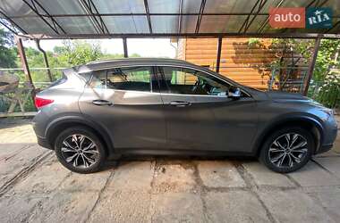 Позашляховик / Кросовер Infiniti QX30 2016 в Харкові