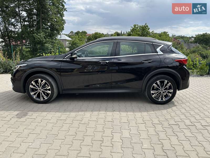 Infiniti QX30 2017