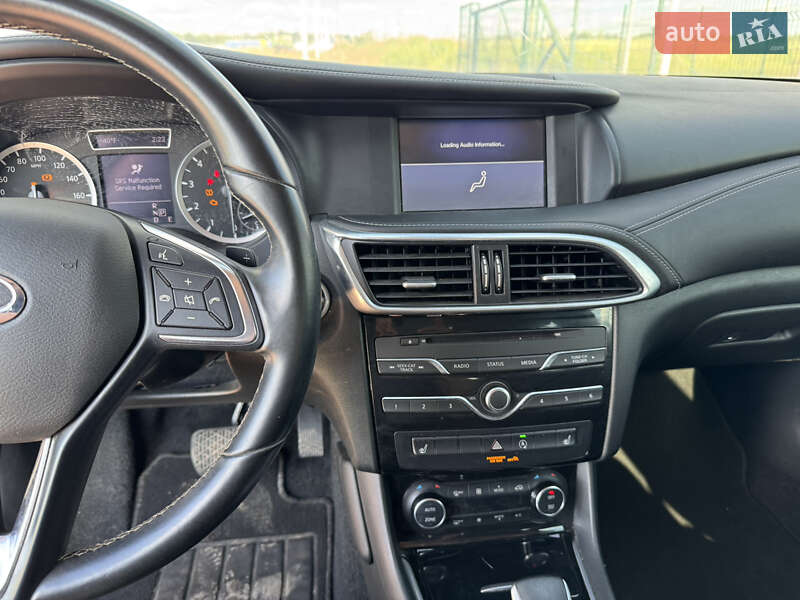 Внедорожник / Кроссовер Infiniti QX30 2016 в Ровно