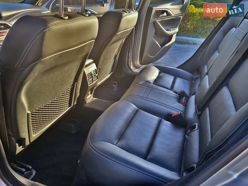 Внедорожник / Кроссовер Infiniti QX30 2016 в Днепре