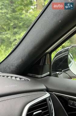 Внедорожник / Кроссовер Infiniti QX30 2017 в 