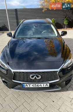 Внедорожник / Кроссовер Infiniti QX30 2016 в Ивано-Франковске