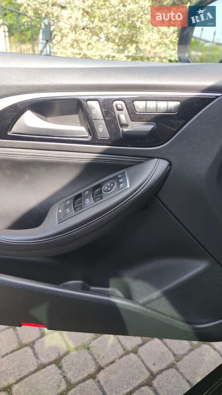 Позашляховик / Кросовер Infiniti QX30 2016 в Запоріжжі