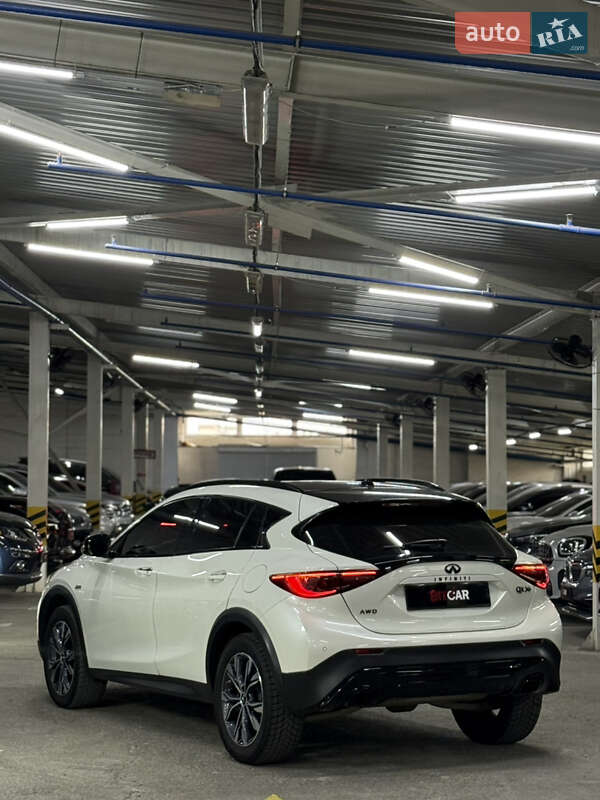 Позашляховик / Кросовер Infiniti QX30 2017 в Одесі