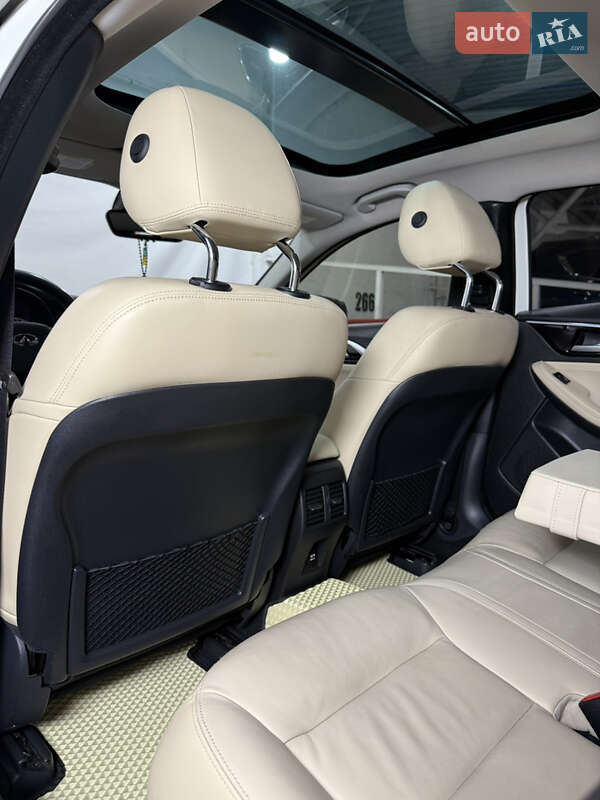 Позашляховик / Кросовер Infiniti QX30 2017 в Одесі