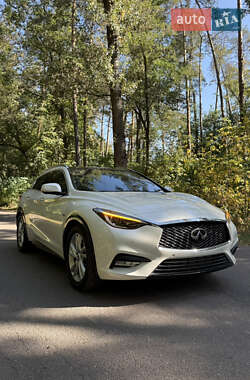 Infiniti QX30 2017