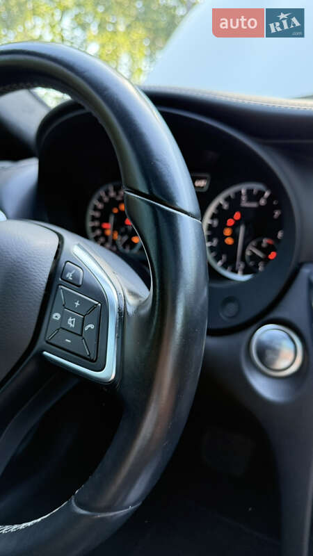 Внедорожник / Кроссовер Infiniti QX30 2017 в Киеве