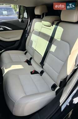 Внедорожник / Кроссовер Infiniti QX30 2018 в 