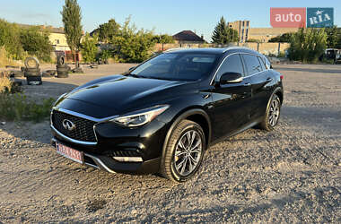 Внедорожник / Кроссовер Infiniti QX30 2016 в Ровно