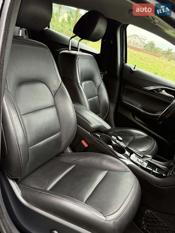 Внедорожник / Кроссовер Infiniti QX30 2017 в Ивано-Франковске