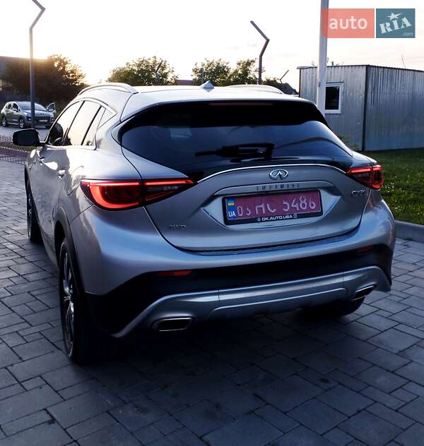 Внедорожник / Кроссовер Infiniti QX30 2017 в Здолбунове