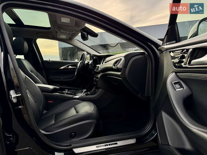 Позашляховик / Кросовер Infiniti QX30 2016 в Києві фото 20 Позашляховик / Кросовер Infiniti QX30 2016 в Києві