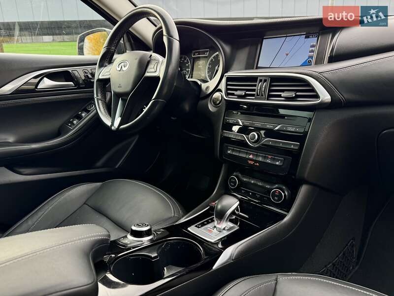 Позашляховик / Кросовер Infiniti QX30 2016 в Києві фото 22 Позашляховик / Кросовер Infiniti QX30 2016 в Києві