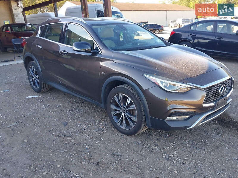 Внедорожник / Кроссовер Infiniti QX30 2018 в Одессе