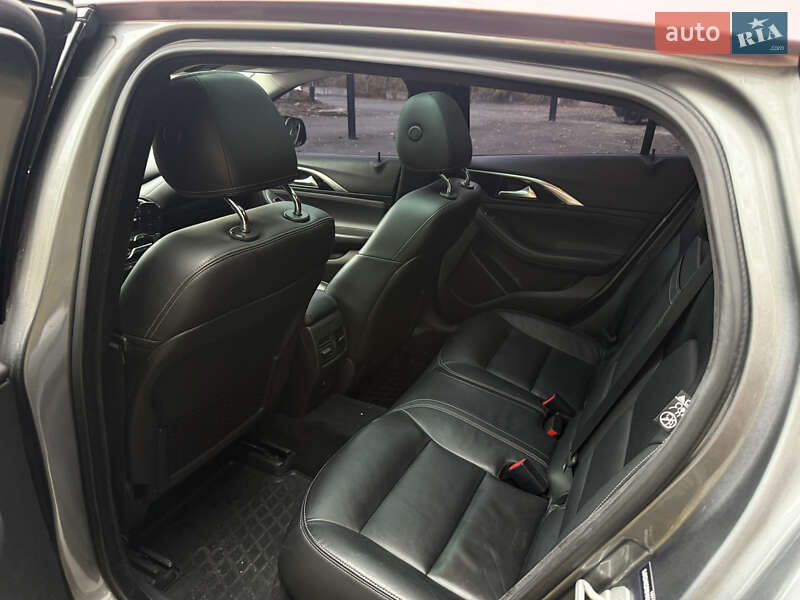 Внедорожник / Кроссовер Infiniti QX30 2016 в Киеве фото 7 Внедорожник / Кроссовер Infiniti QX30 2016 в Киеве