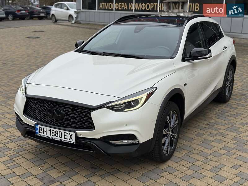 Внедорожник / Кроссовер Infiniti QX30 2017 в Одессе